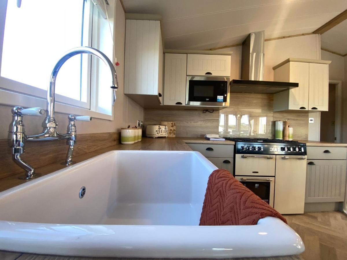 Daphne'S Lodge Mawgan Porth Kültér fotó