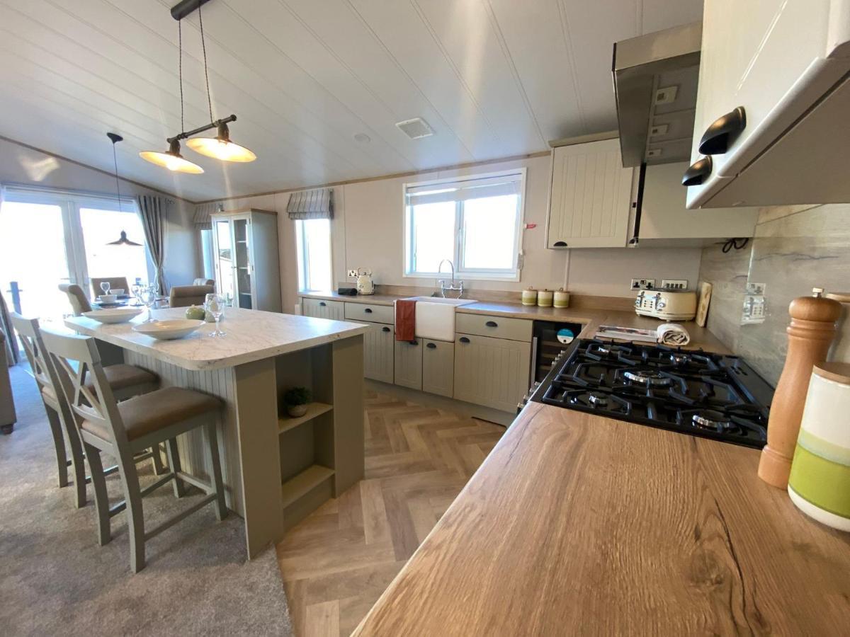 Daphne'S Lodge Mawgan Porth Kültér fotó
