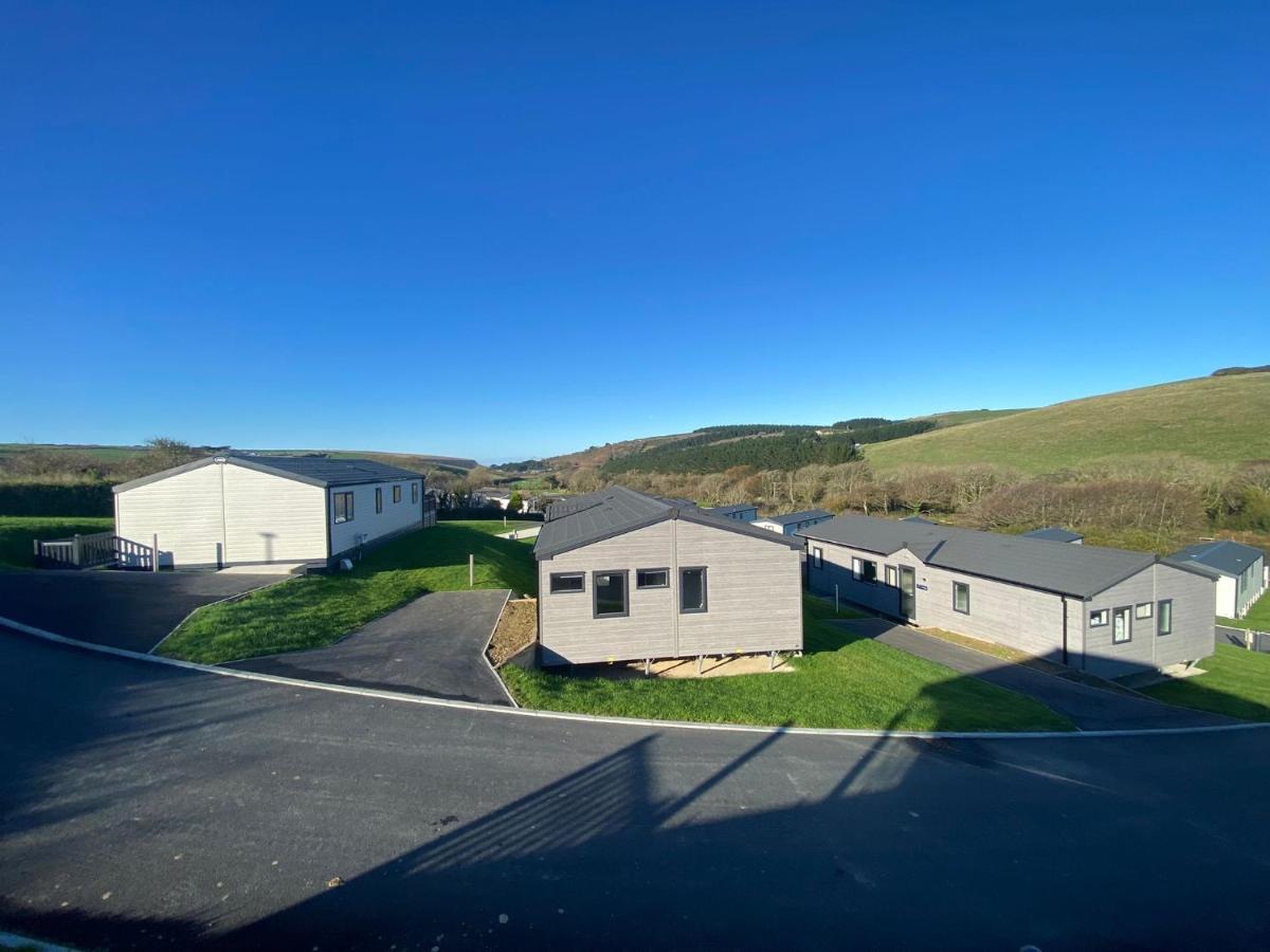 Daphne'S Lodge Mawgan Porth Kültér fotó