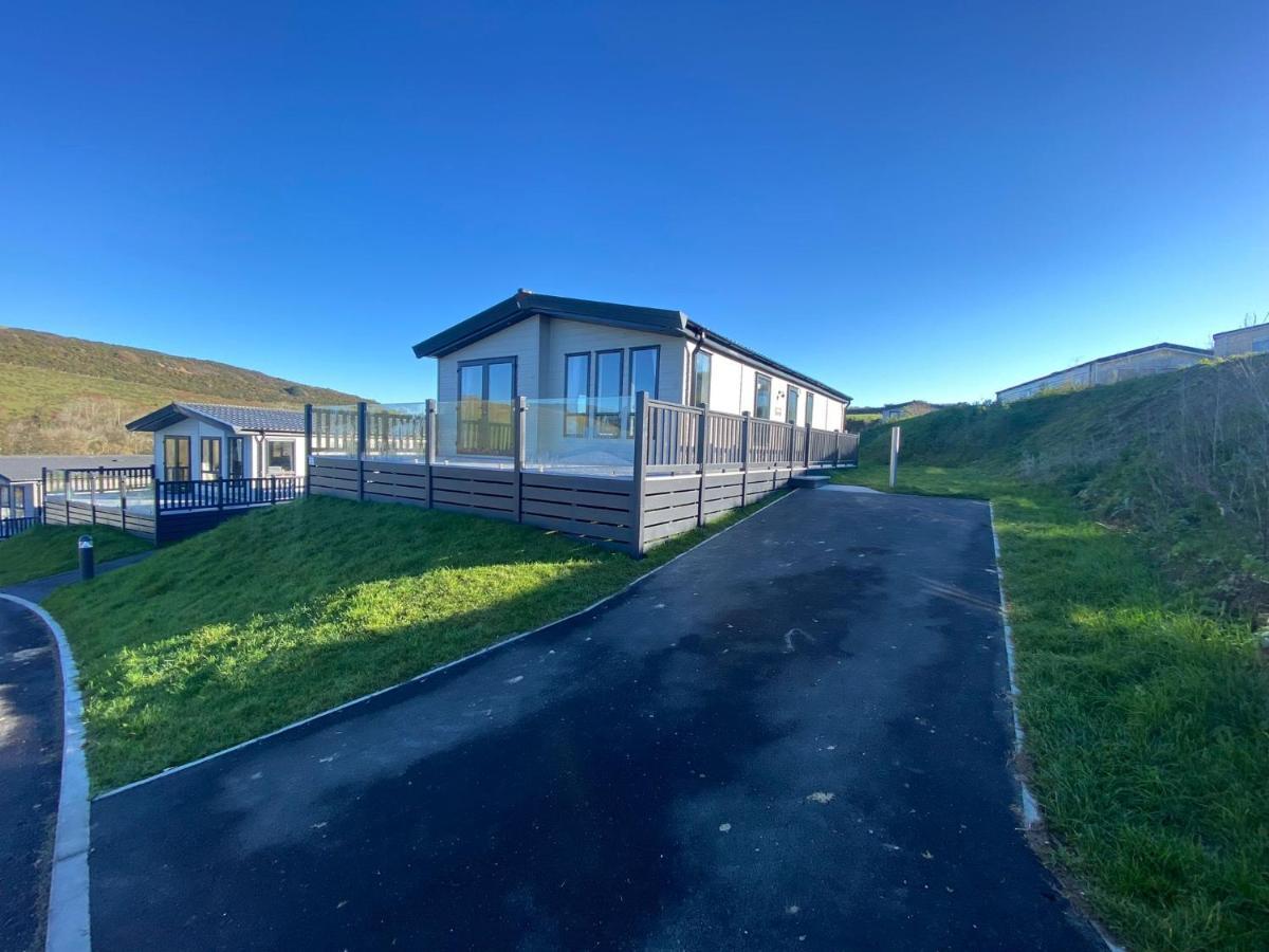 Daphne'S Lodge Mawgan Porth Kültér fotó
